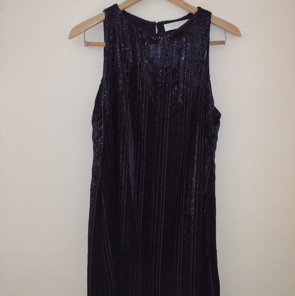 Astr Black Molly Metallic Sleeveless Sheath Dress